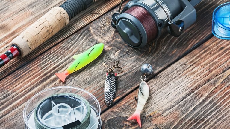 8 Best Fishing Accessories for Beginners in 2026